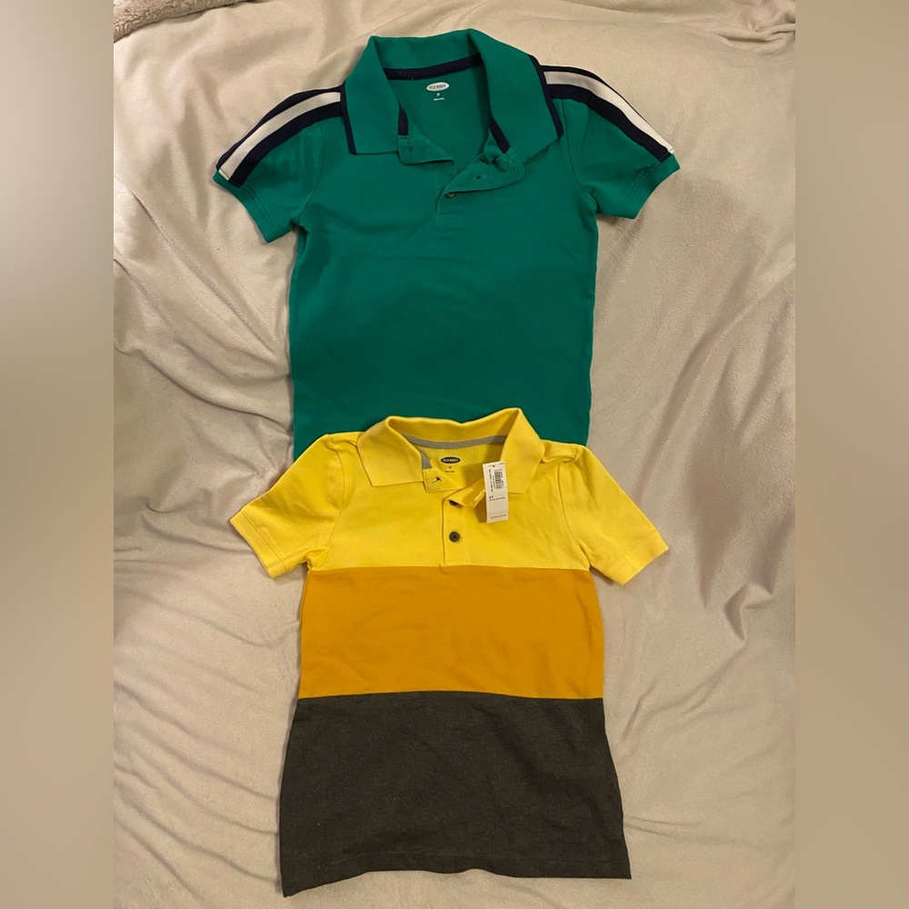 Old Navy Boys Size 5T Green/Navy/White & Yellow/Mustard/Grey Polo’s (2 pack)!!